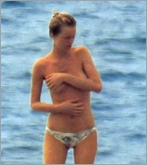 Eva Herzigova Nude Pictures