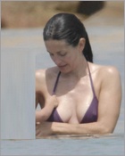 courteney-cox_04.jpg - 75 KB