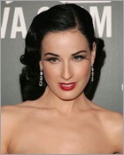 dita-von-teese_02.jpg - 93 KB