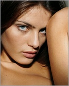 isabeli-fontana_13.jpg - 95 KB