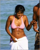 keisha-buchanan_05.jpg - 131 KB
