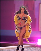 miranda-kerr_16.jpg - 137 KB