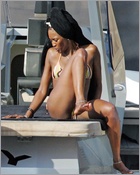 naomi-campbell_10.jpg - 139 KB