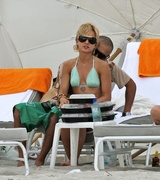 Mena Suvari Nude Pictures