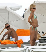 Mena Suvari Nude Pictures