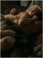 Emilia Clarke nude