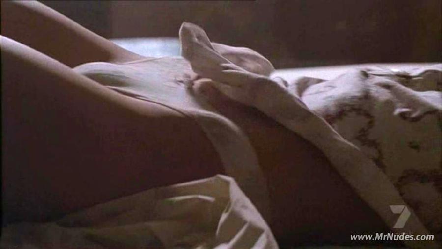 Geena Davis Naked 33