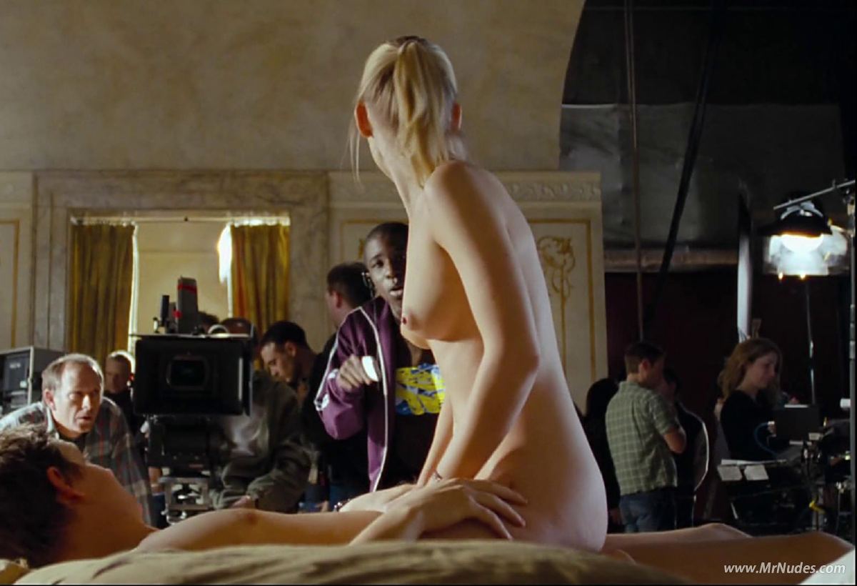 Joanna Page Nude